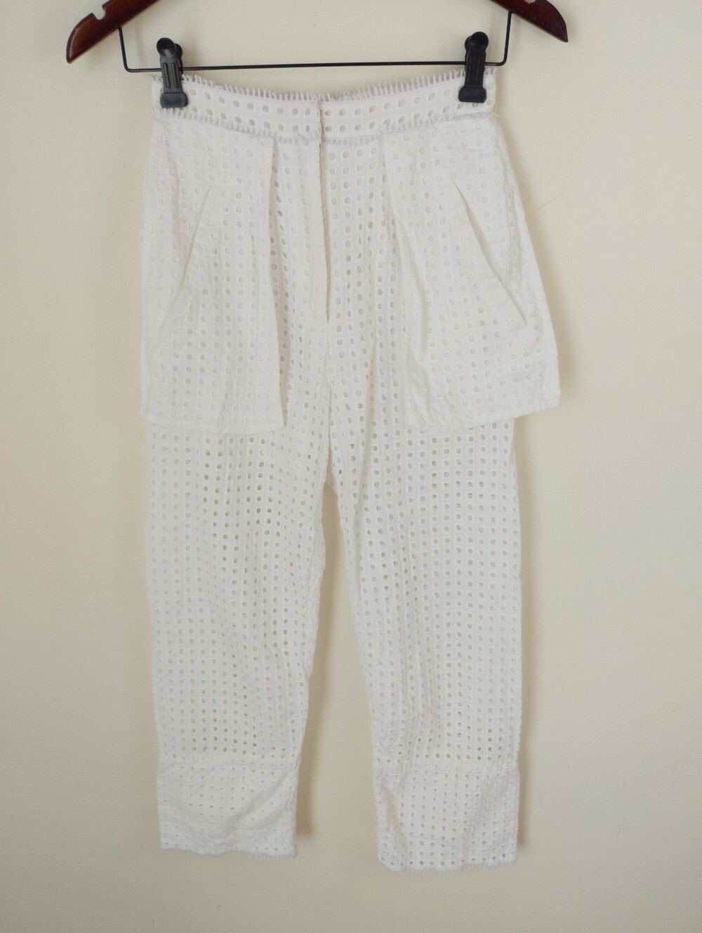 Sass & Bide Parlez-Vous White Cotton Eyelet Cropped Pants Size 2 US